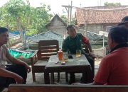 Anjangsana Ke Wilayah, Serda Saiful Ajak Warga Peduli Lingkungan dan Jaga Kamtibmas