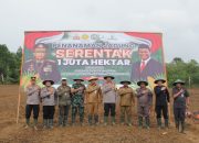 Polda Papua Barat Dan Polres Jajaran Gelar Penanaman Jagung di Lahan Seluas 6,75 Hektar