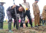 Danlantamal XIV Hadiri Penanaman Jagung Serentak di Polsek Aimas