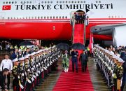 Presiden Turki, Yang Mulia Recep Tayyip Erdogan, beserta Ibu Negara Emine Erdogan, telah tiba di Indonesia