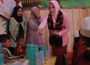 YKB Jatim Berbagi Makanan Bergizi di TK Kemala Bhayangkari 45 Kalipang Blitar