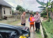 Ramadhan Penuh Berkah, Polsek Sumberjaya Kembali Salurkan Bansos Polri Untuk Masyarakat Desa Sinarjati