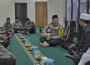 Tarawih Ramadhan Keliling Kapolres Blitar Ajak Warga Jaga Kamtibmas