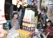 Kapolres Lamongan Bersama Dinas Perdagangan Sidak Pasar Sidoharjo, Pastikan Harga dan Stok Bahan Pokok Stabil Jelang Idul Fitri