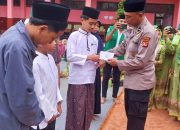 Polsek Cingambul Bersama Pengurus MWC NU Berikan Santunan Kepada Anak Yatim Piatu