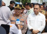 Polres Pelabuhan Tanjungperak Dampingi Pemkot Surabaya Segel Gudang Sentoso Seal