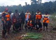 Ritual Adat Moskona Digelar di Sungai Rawara, Doa Leluhur Iringi Pencarian Iptu Samuel yang Hanyut