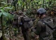 Personel Berjalan Kaki Sisir Daratan Dalam Pencarian Iptu Tomi Samuel Marbun