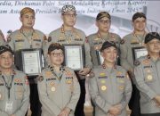 Kembali Raih Prestasi, Bidang Humas Polda Jatim Terima 3 Penghargaan dari Divisi Humas Polri