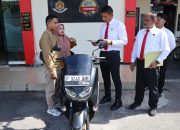 Bahagianya Korban Penggelapan di Bondowoso Saat Polisi Temukan dan Kembalikan Motornya Tanpa Biaya