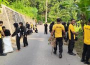Polres Blitar Kota Gandeng Perguruan Silat Bersihkan Lingkungan Sambut Hari Bhayangkara ke -79