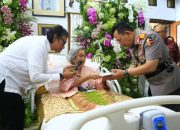 Kapolri Hadiri Perayaan Ulang Tahun ke-100 Ny. Meriyati Hoegeng, Simbol Kesetiaan dan Keteladanan