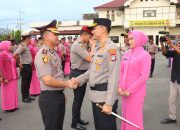 Kapolresta Sorong Kota Pimpin Langsung Upacara Kenaikan Pangkat Personel Polresta Sorong Kota