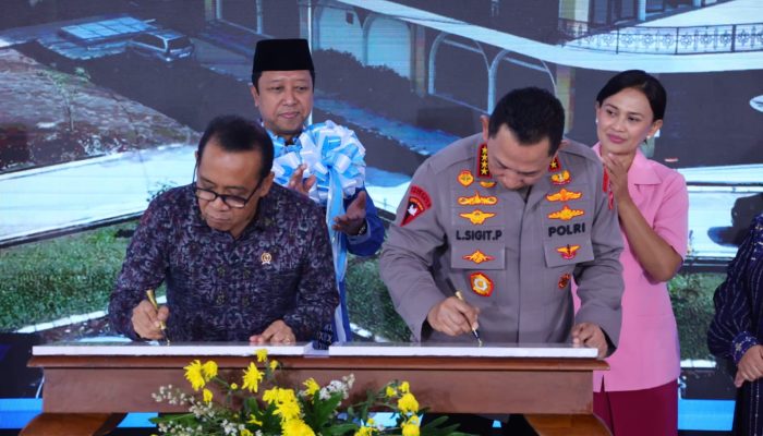 Kapolri Resmikan SMA Kemala Taruna Bhayangkara di Yogyakarta