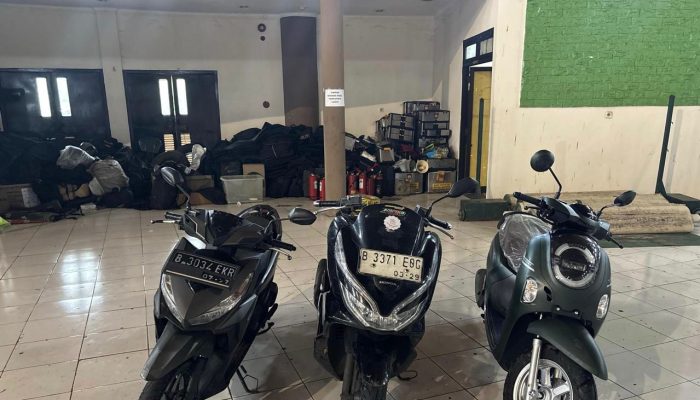 Patroli Dini Hari Sat Samapta Polres Bogor Bubarkan Geng Motor dan Amankan Barang Bukti