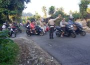 Wujud Pelayanan Kepada Masyarakat di Pagi Hari, Personil Polsek Bangli Laksanakan Pengaturan