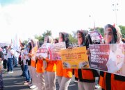Aksi Unras di Jawa Timur Berjalan Tertib dan Kondusif Kapolrestabes Surabaya Apresiasi Massa Buruh