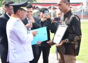 Momen HUT RI KE-80 Tahun, Bupati Majalengka Beri Bantuan Modal Kepada Pedagang Cimin