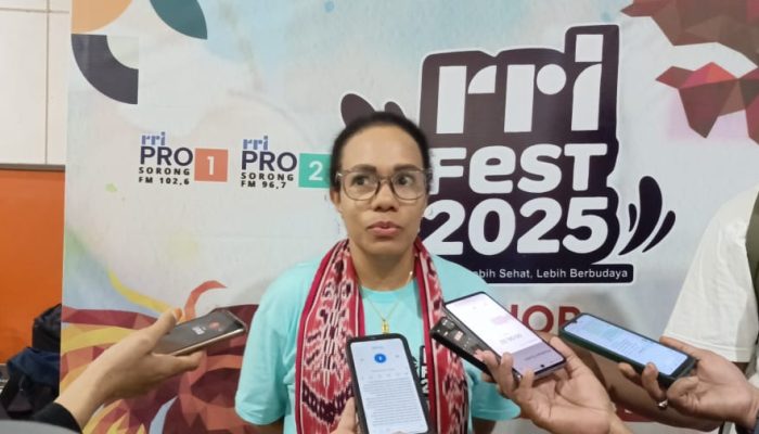 Jelang HUT RRI Ke-80: RRI Sorong Gelar Donor Darah, Penanaman Pohon, dan Bazar Beras Murah