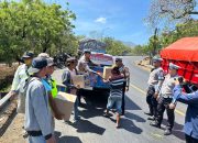 Hari Lalu Lintas Bhayangkara ke-70 Polres Situbondo Berbagi Sembako dan Rompi untuk Supeltas