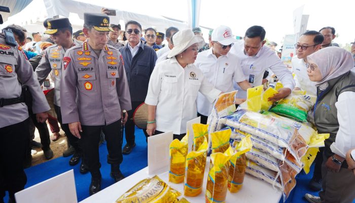 Gerakan Pangan Murah Polri Salurkan 1.386 Ton Beras SPHP di Tengah Panen Raya Kuartal III