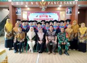 Babinsa Hadiri Wisuda Sekolah Orang Tua Hebat di Desa Dagangan