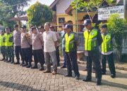 Babinsa Koramil 0805/06 Kwadungan Bersama Bhabinkamtibmas Laksanakan PAM Gereja Dalam Perayaan Ibadah Natal tahun 2025