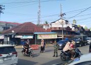 Aparat Gabungan Amankan Jalur Jamaah Pengajian 5 Rajab yang Melintas di HST