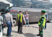 Jaga Kenyamanan dan Keamanan Selama Nataru, Babinsa Ngawi dan Instansi Terkait Amankan Kawasan Rest Area 575 Ngawi