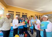 Untuk Memberikan Motivasi, Penguatan Kapasitas Kader, Serta Dukungan Terhadap Optimalisasi Pelayanan Posyandu 6 Bidang SPM,Ketua TP PKK Majalengka, Hj.Iim Maemunah Terus Lakukan Pembinaan Posyandu