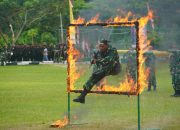 Pangdam Kasuari Pimpin Penutupan Dikmaba dan Diktukba TNI AD, : Bakar Semangat Prajurit, Siap Mengabdi untuk Bangsa, serta Tegakkan Kehormatan Negara