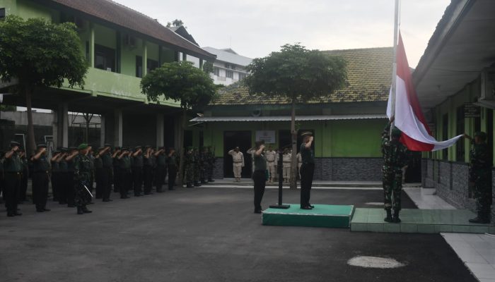 Disiplin Prajurit: Kodim 0803/Madiun Teguhkan Semangat Pengabdian Lewat Upacara Senin