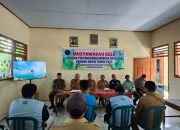 Dukung Pembangunan Desa, Babinsa Posramil Kasreman Hadiri Musrenbangdes