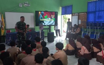 Tanamkan Cinta Tanah Air, Satgas TMMD ke-127 Kodim 0617/Majalengka Beri Wawasan Kebangsaan di SMPN 1 Sindangwangi