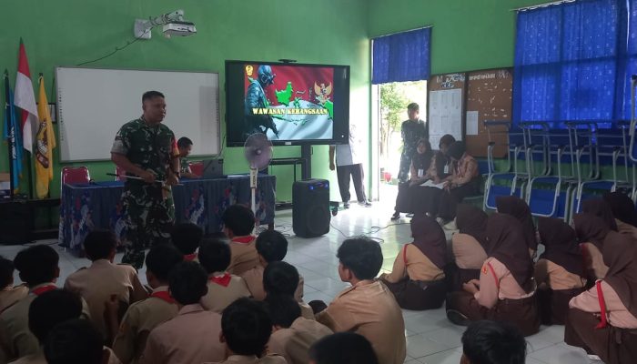 Tanamkan Cinta Tanah Air, Satgas TMMD ke-127 Kodim 0617/Majalengka Beri Wawasan Kebangsaan di SMPN 1 Sindangwangi