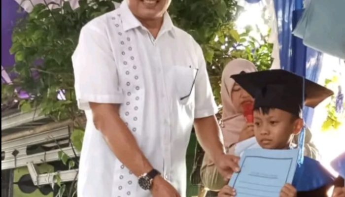 Wakil Ketua DPRD Majalengka Juhana Zulfan Hadiri Imtihan Ponpes Miftahul Huda, Serahkan Hadiah untuk Santri Terbaik di Kertajati