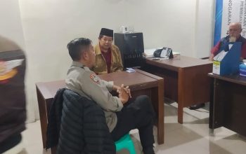 Jaga Kamtibmas, Bhabinkamtibmas Polsek Cisarua Polres Bogor Lakukan Sambangi Warga 