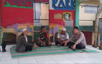 Bhabinkamtibmas Polsek Cijeruk Polres Bogor Sambangi Warga Berikan Himbauan Kamtibmas