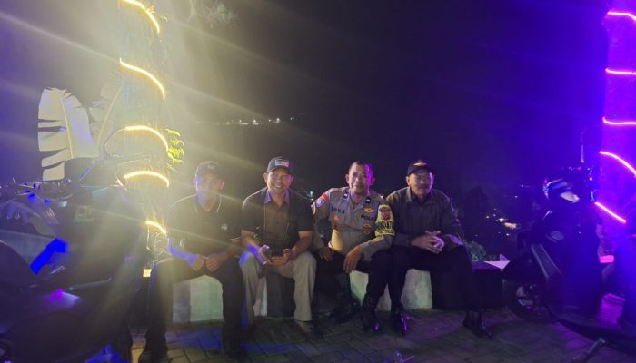 Bhabinkamtibmas Polsek Cisarua Polres Bogor, Kontrol Pos Kamling dan Sampaikan Pesan Kamtibmas