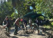 Melalui TMMD Ke-127 Kodim 1804/Kaimana Terus Kerjakan Pembangunan Jembatan di Kampung Sisir