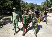 Tunjukkan Kepedulian, Dandim dan Persit Kunjungi Keluarga Berduka di Kampung Sisir