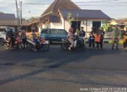 Jaga Ketertiban, Babinsa Koramil 01/Ngawi Dan Bhabinkamtibmas Kawal Paguyuban Pencak Silat Bagikan Takjil