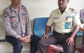 Jaga Kamtibmas, Bhabinkamtibmas Polsek Cijeruk Polres Bogor Gelar Patroli Dialogis