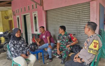 Patroli Dialogis, Bhabinkamtibmas Polsek Cileungsi Polres Bogor Bersama Babinsa Berikan Himbauan Kamtibmas