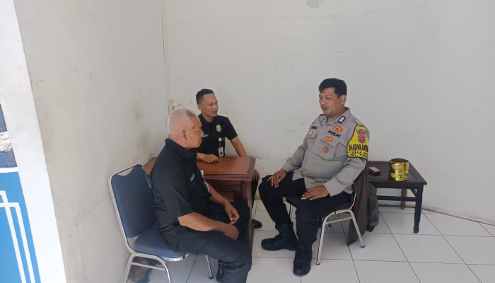Bhabinkamtibmas Polsek Cisarua Polres Bogor Intensifkan Sambang Warga di Desa Kopo, Perkuat Sinergi dan Deteksi Dini Kamtibmas