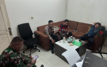 Bersinergi Bhabinkamtibmas Polsek Parung Polres Bogor dan Babinsa Koramil 0621/22 Beri Himbauan Kamtibmas Kepada Warga