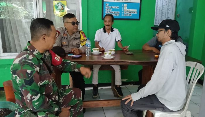 Sinergitas TNI–POLRI, Bhabinkamtibmas Polsek Cijeruk Polres Bogor dan Babinsa Sambangi Warga Desa Srogol