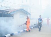 Cegah Penyakit Demam Berdarah (DBD) dan Malaria, Kodaeral XIV Sorong Laksanakan Fogging