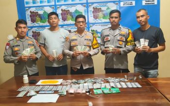 Polsek Ciomas Polres Bogor Gagalkan Peredaran! Ribuan Obat Keras Ilegal Ditinggal Kabur Pelaku di Pasar Laladon