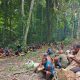 Di Balik Nasi Bungkus Ada Kebersamaan :  TMMD Ke-128 di Kampung Tanah Rubuh, Tanpa Sekat Tanpa Batas  ‎     